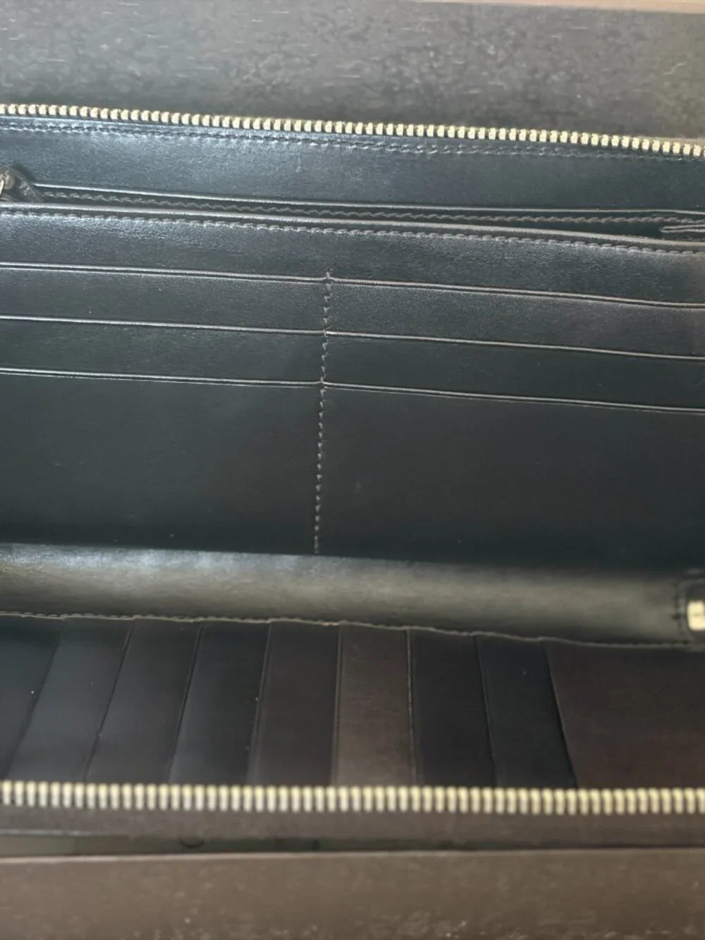 Gucci Diamante Zip-Around Continental Wallet / Authenticated - Picture 6 of 11